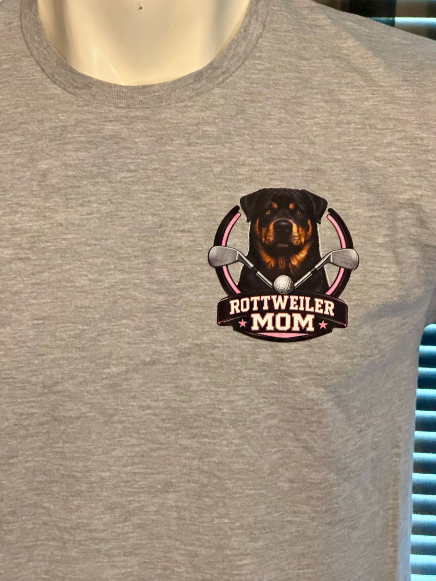 Rottweiler Dog Mom Golf T-shirt